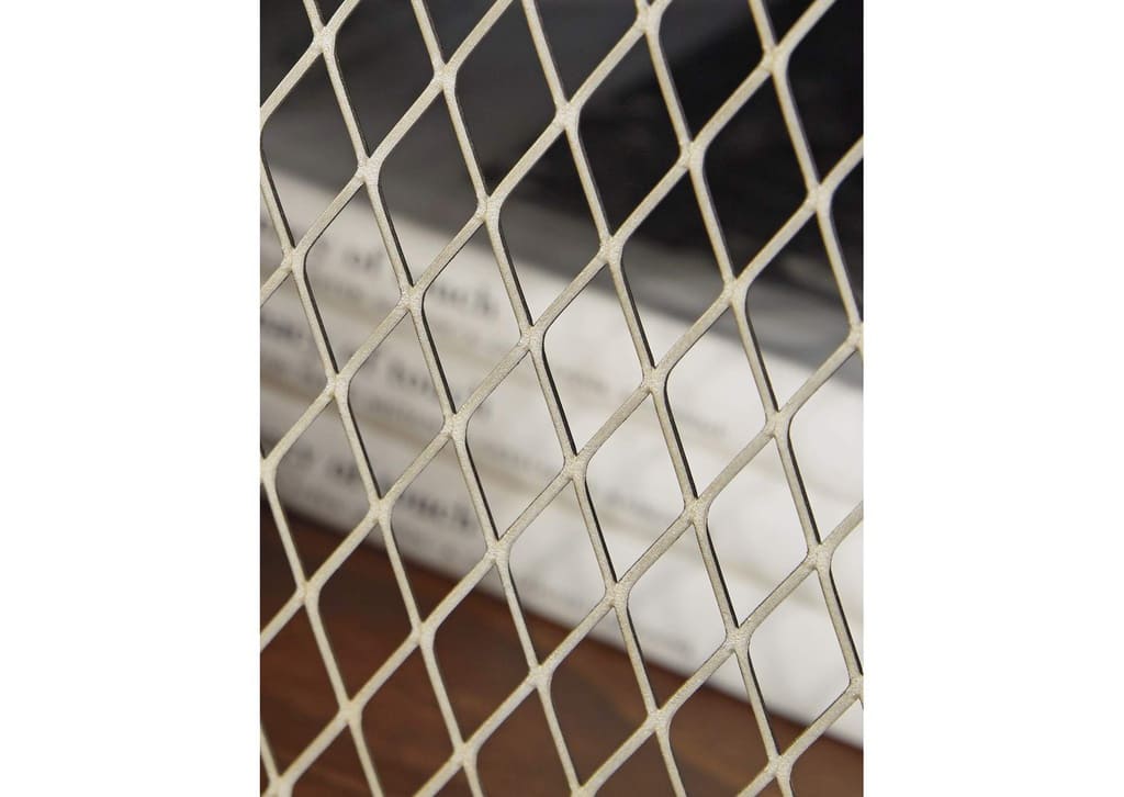 طاولة تلفزيون اشلي ويستفليد كبيرة جداً