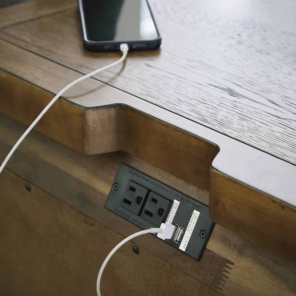 B974-92-AC-USB-DETAIL.webp